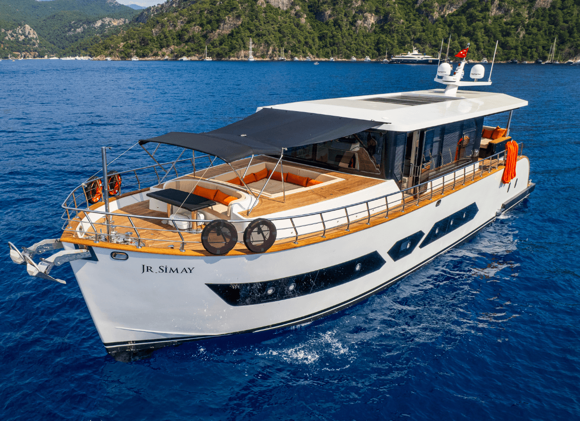 Yacht de pêche « Simay Jr » – Croisières privées