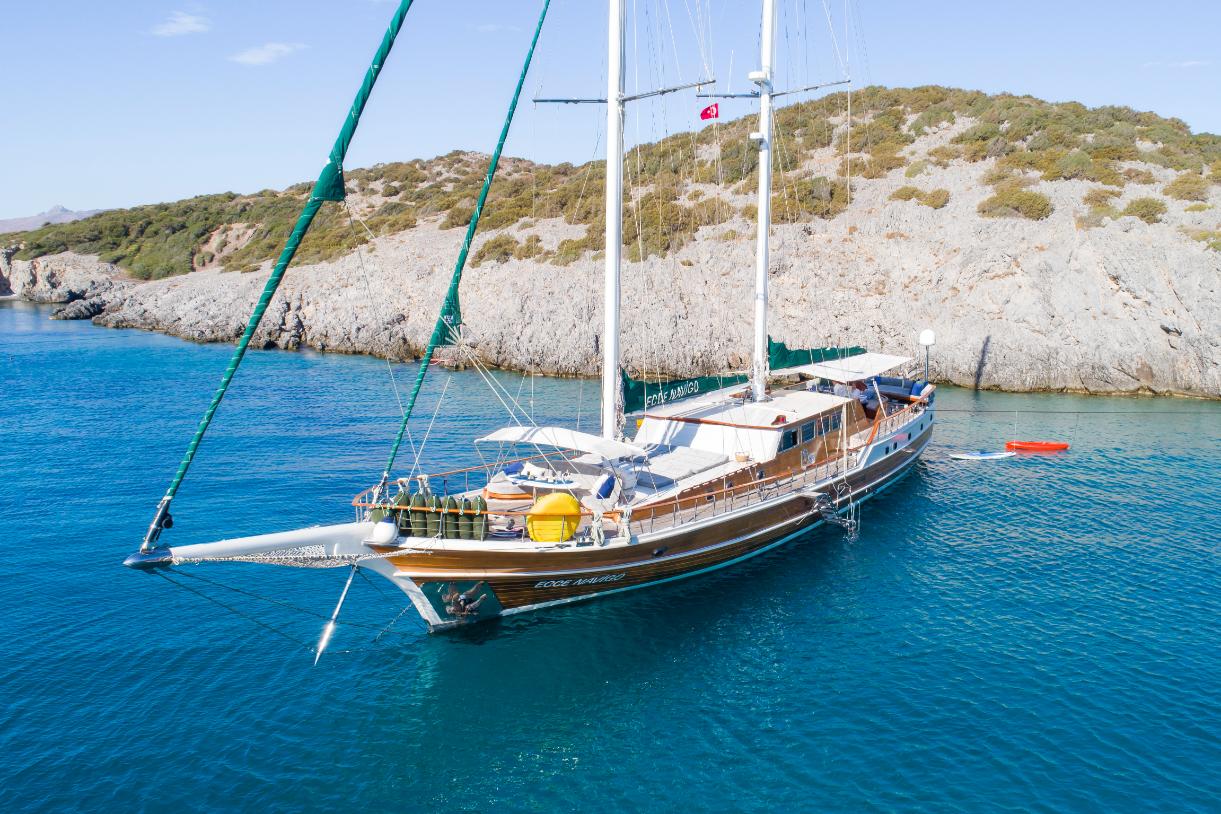 eccenavigo guletsailor Athènes, location de goélette de luxe 38
