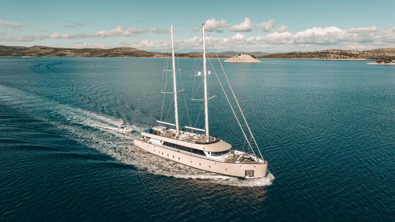 Motorsegelyacht Maxita