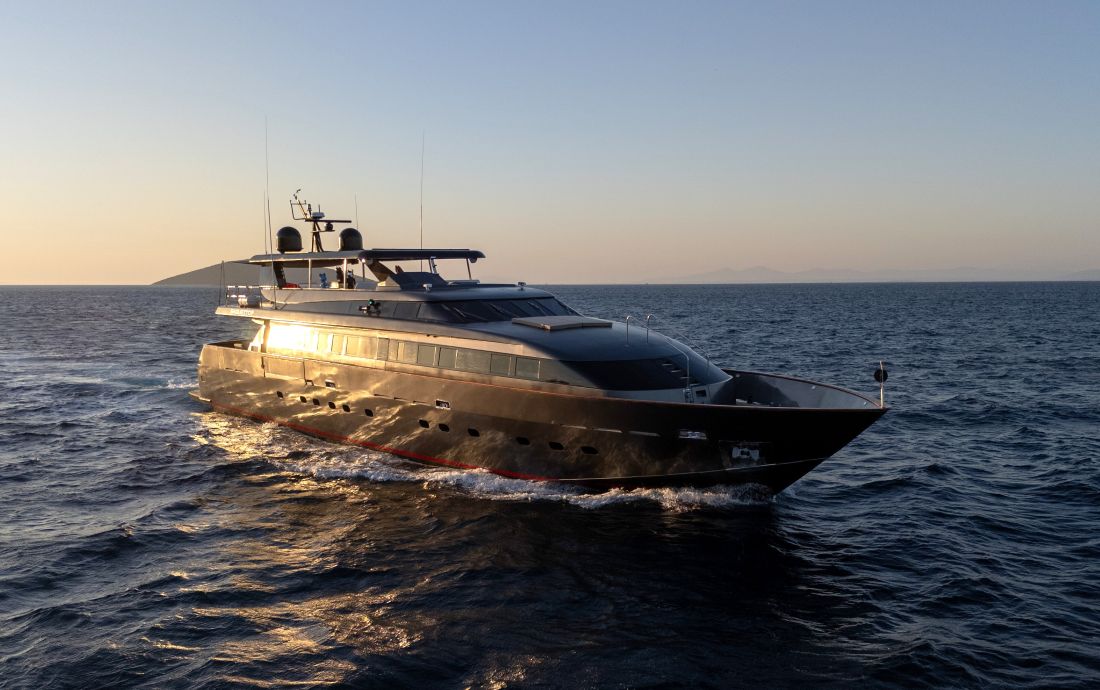Yacht a motore Gulsah