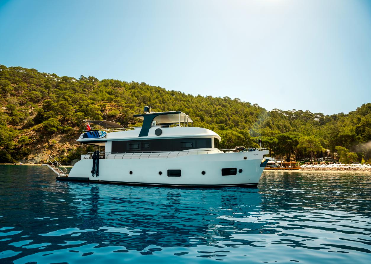 Trawler Yacht Oggusto