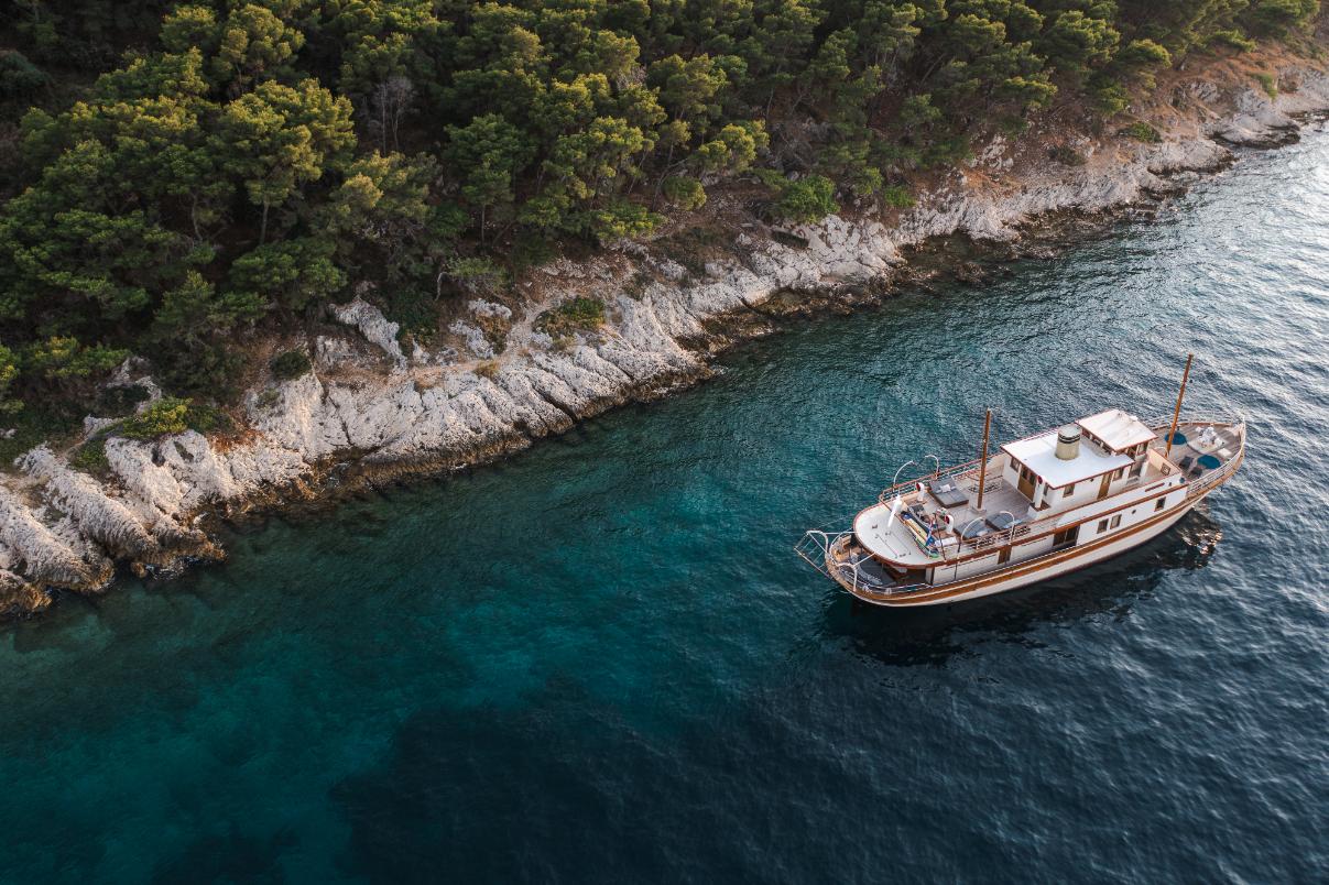 Yacht a motore Gallant