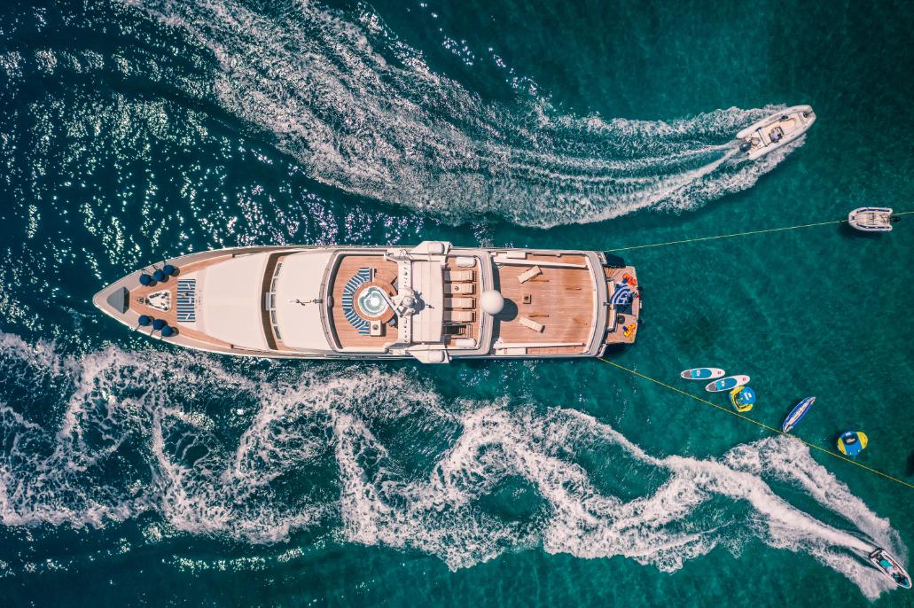Yacht a motore Magix