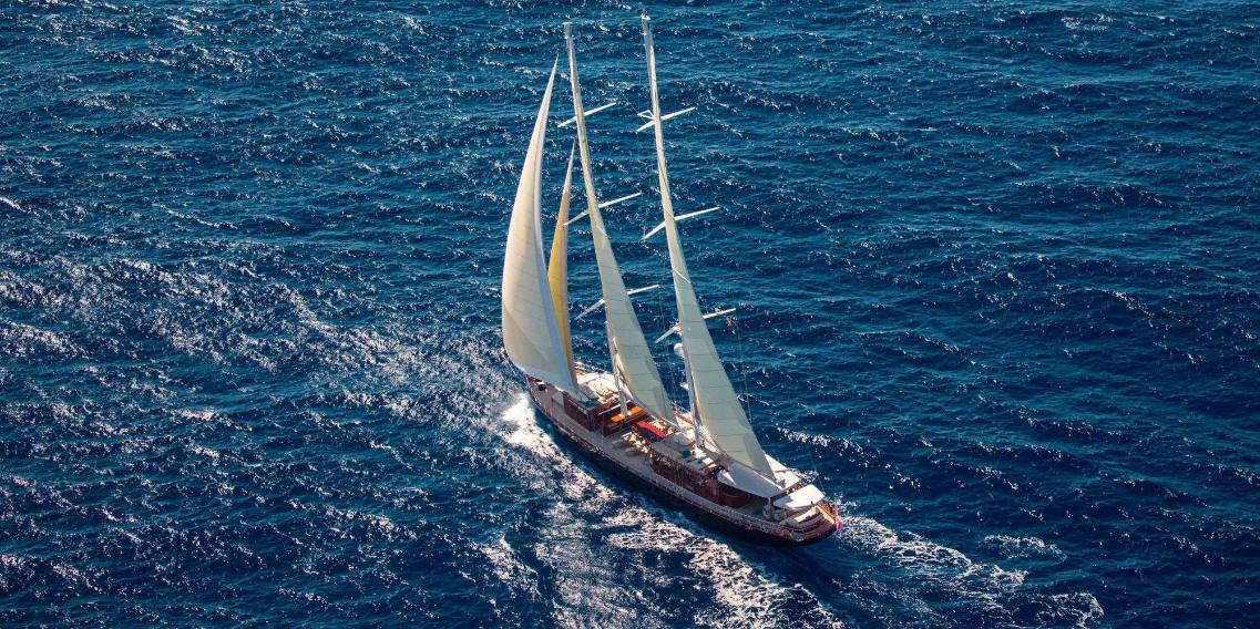 Motorsailer Yacht Satori